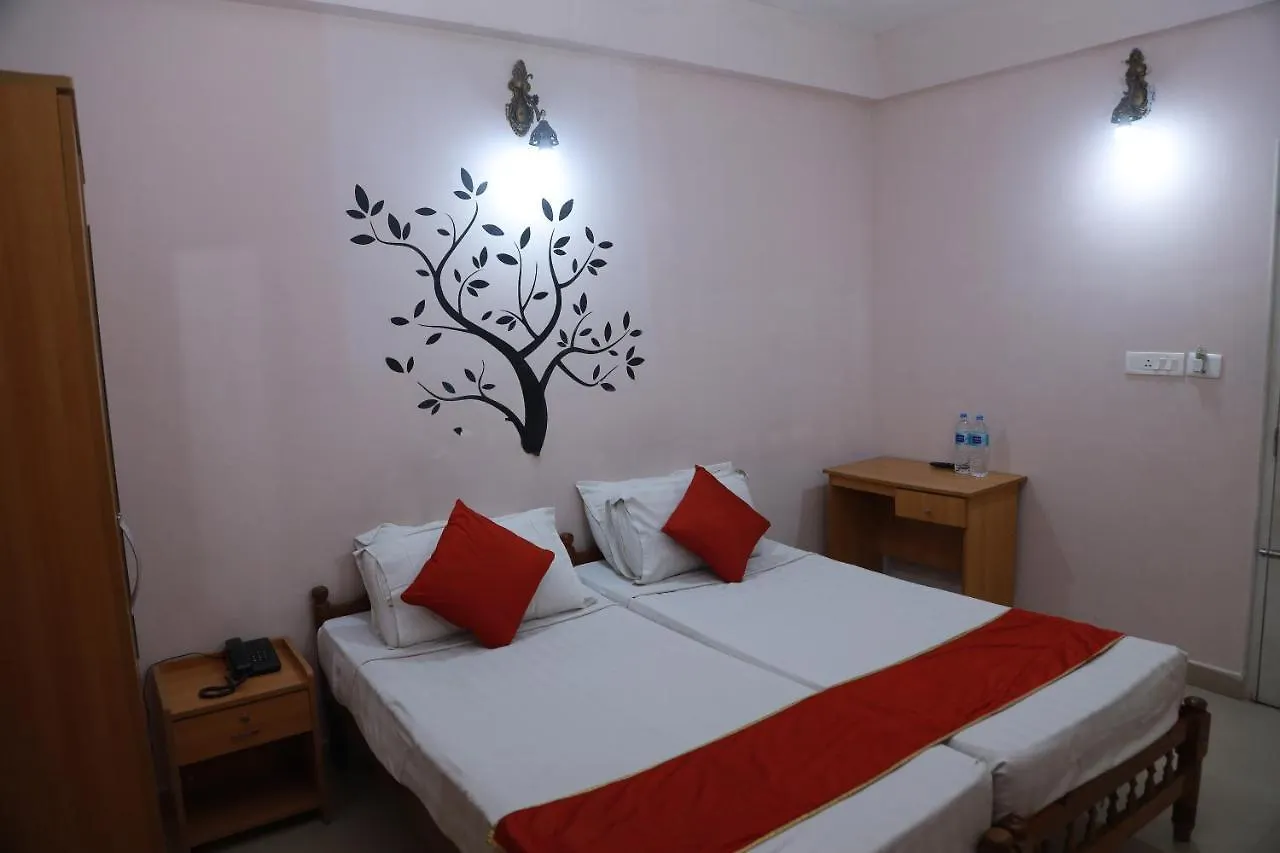 Collection O Safe Hotel Kadavanthra Kochi